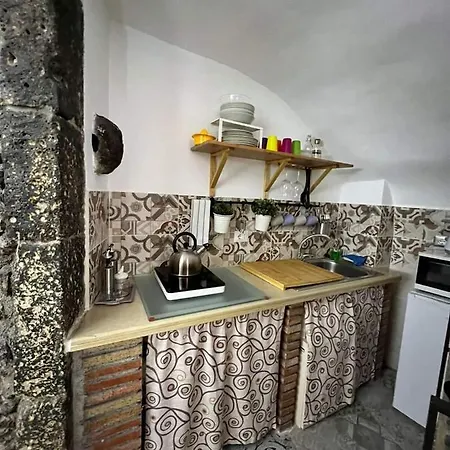 La Piccola Grotta Ursino Catania
