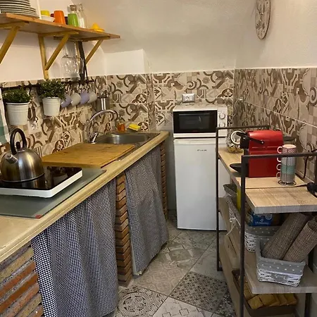 La Piccola Grotta Ursino Catánia