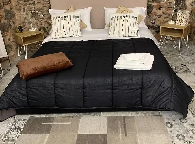 La Piccola Grotta Ursino * Catania