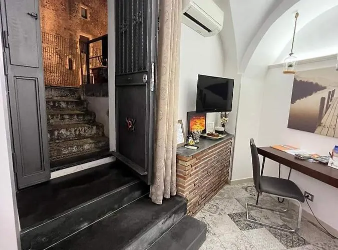 La Piccola Grotta Ursino