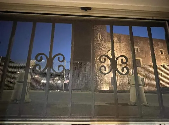 La Piccola Grotta Ursino * Catania